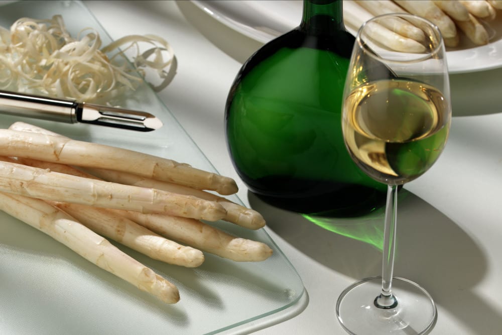 German white asparagus paired with Riesling