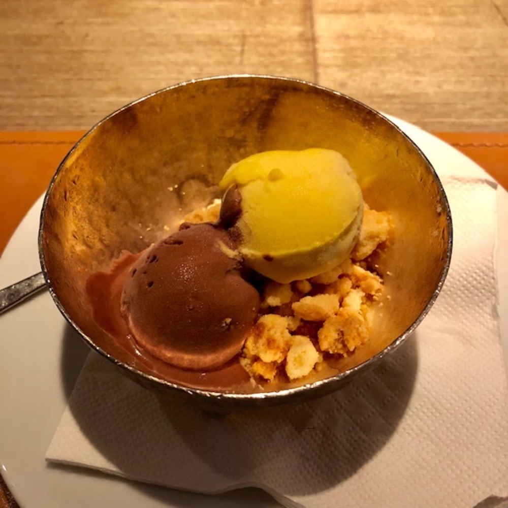 Mango and chocolate gelato